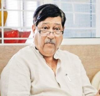 Protocol's fireworks do not budge ...! | प्रोटोकॉलचा फटाका फुटलाच नाही...! Protocol's fireworks do not budge ...! | प्रोटोकॉलचा फटाका फुटलाच नाही...!