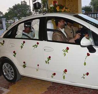 When the Collector becomes a driver ... | जिल्हाधिकारी वाहनचालक बनतात तेव्हा... When the Collector becomes a driver ... | जिल्हाधिकारी वाहनचालक बनतात तेव्हा...