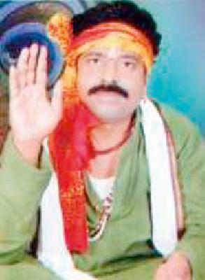 At least 300 singers are kept in Mardi Devasthan | मार्डी देवस्थानात ३०० गार्इंची जपली जाते अबोल व्यथा