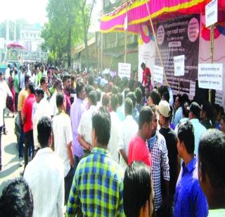 Workers' indefinite fasting | कामगारांचे बेमुदत उपोषण Workers' indefinite fasting | कामगारांचे बेमुदत उपोषण