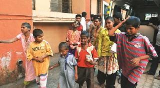 Another 22 children's treatment - malnutrition questions | आणखी २२ मुलांवर उपचार--कुपोषण प्रश्न