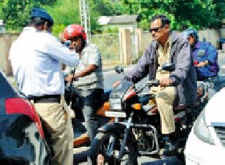 Hey ... I'm also a policeman: | अहो...मी पण पोलीस आहे :