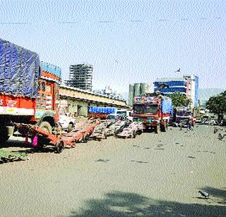 Consumers' inaction; Commonly worried | ग्राहकांची अडवणूक ; सर्वसामान्य झाले त्रस्त Consumers' inaction; Commonly worried | ग्राहकांची अडवणूक ; सर्वसामान्य झाले त्रस्त