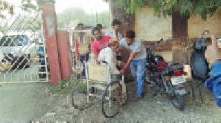 Patients with 'super' closed doors | ‘सुपर’च्या बंद दाराचा रुग्णांना फटका