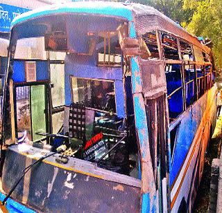 Two devotees killed in Pokhari Ghat | पोखरी घाटात दोन भाविक ठार