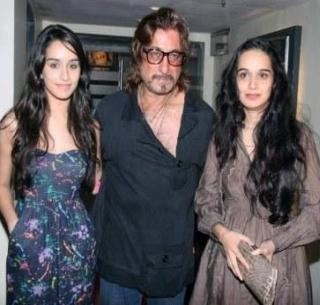 Shraddha Kapoor would have become a doctor ...! | तर डॉक्टर बनली असती श्रद्धा कपूर...!