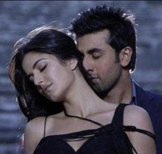 Ranbir-Katrina's tune again? | पुन्हा जुळले रणबीर-कतरिनाचे सूर? Ranbir-Katrina's tune again? | पुन्हा जुळले रणबीर-कतरिनाचे सूर?