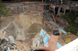 Blasting in Indore | इंदोऱ्यात जोरदार स्फोट