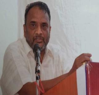 It is not fair to market the national decision | राष्ट्रीय निर्णयाचे मार्केटिंग करणे योग्य नव्हे It is not fair to market the national decision | राष्ट्रीय निर्णयाचे मार्केटिंग करणे योग्य नव्हे