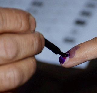 Do not use voting in ink bank - Election Commission | मतदानाची शाई बँकेत नका वापरु - निवडणूक आयोग Do not use voting in ink bank - Election Commission | मतदानाची शाई बँकेत नका वापरु - निवडणूक आयोग