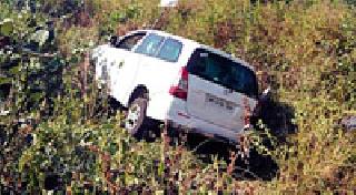 Accident of the traffic of Ahirs | अहिरांच्या ताफ्यातील वाहनाला अपघात