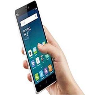 Due to data and apps | डाटा आणि अॅप्सचा आटापिटा Due to data and apps | डाटा आणि अॅप्सचा आटापिटा