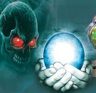 Suspended policemen suspended for fraud against woman | ‘भूतबाधा’ उतरविण्याच्या नावाखाली निलंबित पोलिसाने महिलेची केली पाच लाखांची फसवणूक Suspended policemen suspended for fraud against woman | ‘भूतबाधा’ उतरविण्याच्या नावाखाली निलंबित पोलिसाने महिलेची केली पाच लाखांची फसवणूक