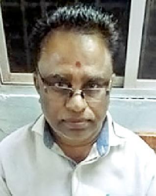 Writing a copy of 500 rupees bribe | पाचशेची लाच घेताना लिपिकास अटक