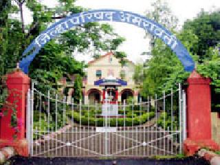 Four chairpersons are still outside the committee committee | चार सभापती अद्यापही विषय समितीबाहेरच Four chairpersons are still outside the committee committee | चार सभापती अद्यापही विषय समितीबाहेरच