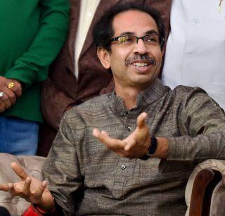 What is the use of force in Pakistan? - Uddhav Thackeray | पाकिस्तानवर बळाचा वापर करायला मुहूर्त शोधावा काय? - उद्धव ठाकरे What is the use of force in Pakistan? - Uddhav Thackeray | पाकिस्तानवर बळाचा वापर करायला मुहूर्त शोधावा काय? - उद्धव ठाकरे