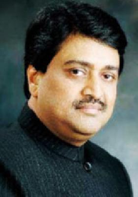 Former Chief Minister Chavan today in Gondiya and Tiroda | माजी मुख्यमंत्री चव्हाण आज गोंदिया व तिरोडात