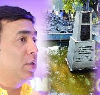 Pushkar Shrotri will not be experimenting in Pune till the statue of Gadkari is restored | गडकरींचा पुतळा पुन्हा सन्मानाने बसवेपर्यंत पुण्यात प्रयोग करणार नाही - पुष्कर श्रोत्री Pushkar Shrotri will not be experimenting in Pune till the statue of Gadkari is restored | गडकरींचा पुतळा पुन्हा सन्मानाने बसवेपर्यंत पुण्यात प्रयोग करणार नाही - पुष्कर श्रोत्री