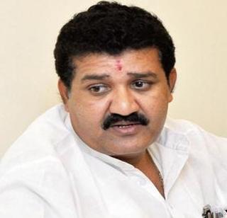 Rathore annoyed after removing Guardian Minister | पालकमंत्रीपद काढल्याने राठोड नाराज Rathore annoyed after removing Guardian Minister | पालकमंत्रीपद काढल्याने राठोड नाराज