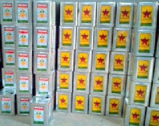 Sales of edible oils from old pumps | जुन्या पिंपांमधून खाद्यतेलाची विक्री