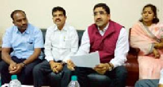 Nodbing will cause the economy to collapse in the future | नोटाबंदीमुळे अर्थव्यवस्था भविष्यात ढासळणार Nodbing will cause the economy to collapse in the future | नोटाबंदीमुळे अर्थव्यवस्था भविष्यात ढासळणार