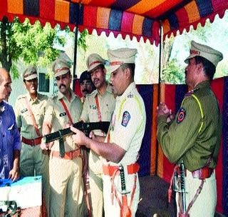 The annual inspection of the Special Inspector General of Police started | विशेष पोलीस महानिरीक्षकांच्या वार्षिक निरीक्षणास सुरुवात The annual inspection of the Special Inspector General of Police started | विशेष पोलीस महानिरीक्षकांच्या वार्षिक निरीक्षणास सुरुवात