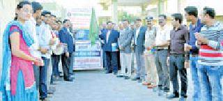 University launches rally for voter awareness | विद्यापीठातर्फे मतदार जागृतीसाठी रथयात्रेचा शुभारंभ