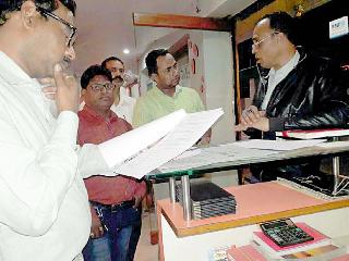 Municipal Council | वर्धेतील हॉटेल्सवर पालिकेची वक्रदृष्टी Municipal Council | वर्धेतील हॉटेल्सवर पालिकेची वक्रदृष्टी