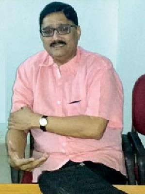 Politics is dangerous for politics | राजकारणापेक्षा धर्मकारण धोकादायक