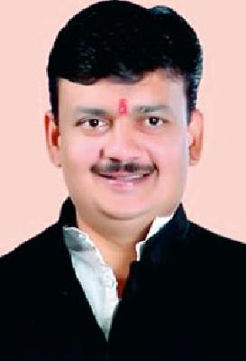 Shivsena's determination to fight on its own | स्वबळावर लढण्याचा शिवसेनेचा निर्धार जाहीर Shivsena's determination to fight on its own | स्वबळावर लढण्याचा शिवसेनेचा निर्धार जाहीर