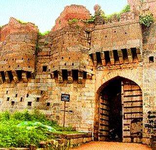 Difficult way for fort | गड-किल्ल्यांची अवघड वाट Difficult way for fort | गड-किल्ल्यांची अवघड वाट