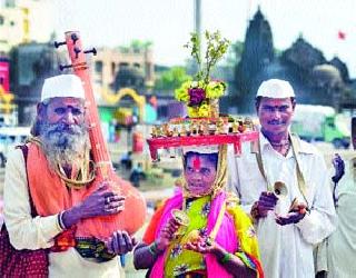 Spontaneous reception in Ghoti area | घोटी परिसरात उत्स्फूर्त स्वागत