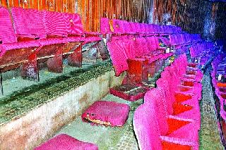 In the cyclone of problems, 'Kalidas' | समस्यांच्या चक्रव्यूहात ‘कालिदास’