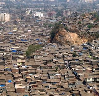 Road issues with huts to play in the campaign | प्रचारात रंगणार झोपड्यांसह रस्त्यांचे मुद्दे