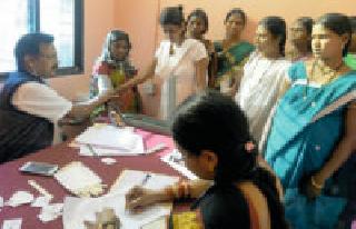 Treatment of 283 people | २८३ जणांची चिकित्सा