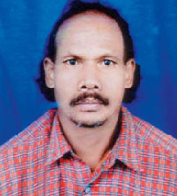 Cremation of the freedom fighter on the son of freedom fighter | स्वातंत्र संग्राम सैनिकाच्या मुलावर लोकवर्गणीतून अंत्यसंस्कार