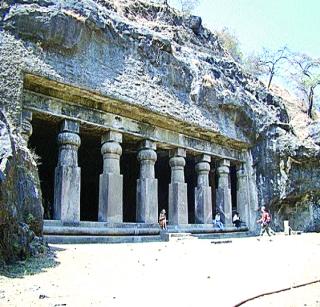 Free the path of electrification in Gharapuri coconut | घारापुरी लेण्यांमध्ये विद्युतीकरणाचा मार्ग मोकळा Free the path of electrification in Gharapuri coconut | घारापुरी लेण्यांमध्ये विद्युतीकरणाचा मार्ग मोकळा