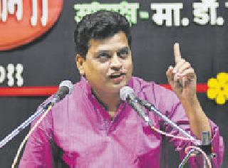 'Nathuram' devotee Ponkshe Shivsena's 'Star Campaigner' | ‘नथुराम’भक्त पोंक्षे शिवसेनेचे ‘स्टार प्रचारक’ 'Nathuram' devotee Ponkshe Shivsena's 'Star Campaigner' | ‘नथुराम’भक्त पोंक्षे शिवसेनेचे ‘स्टार प्रचारक’