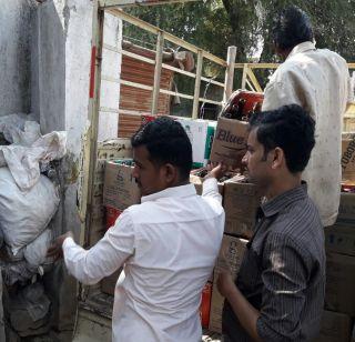 Illegal alcohol found in cold drinks | कोल्ड्रींक्समध्ये आढळले बेकायदेशीर अल्कोहोल Illegal alcohol found in cold drinks | कोल्ड्रींक्समध्ये आढळले बेकायदेशीर अल्कोहोल