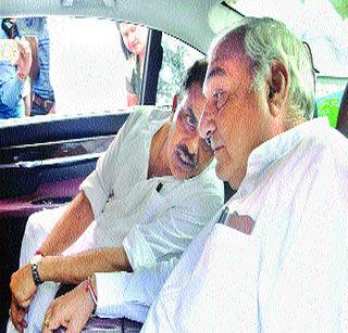 Stop grouping, follow discipline | गटबाजी थांबवा, शिस्त पाळा Stop grouping, follow discipline | गटबाजी थांबवा, शिस्त पाळा