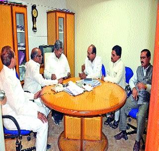 To reconsider the alliance issue! | युतीच्या मुद्यावर पुनर्विचार करावा! To reconsider the alliance issue! | युतीच्या मुद्यावर पुनर्विचार करावा!