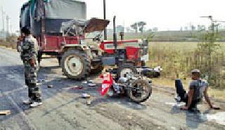 BSF jawan's bicycle hit | बीएसएफ जवानाची दुचाकीला धडक