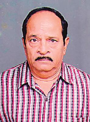 Practice-Menon's 'sharp' player | प्रॅक्टिस-मेननचा ‘धारदार’ खेळाडू Practice-Menon's 'sharp' player | प्रॅक्टिस-मेननचा ‘धारदार’ खेळाडू