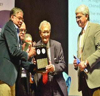 Nostalgia is the one-dimensional missile | नोटाबंदी म्हणजे एकतर्फी दिशाहीन क्षेपणास्त्र Nostalgia is the one-dimensional missile | नोटाबंदी म्हणजे एकतर्फी दिशाहीन क्षेपणास्त्र