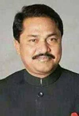 The crowd of Patolane's crowd gathered in the hospital | पटोलेंच्या चाहत्यांची रूग्णालयात गर्दी The crowd of Patolane's crowd gathered in the hospital | पटोलेंच्या चाहत्यांची रूग्णालयात गर्दी