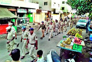 Transit of police in Wadala Nagar | वडाळागावात पोलिसांचे संचलन