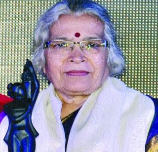 Women should write about the uncomfortable issues ... | अस्वस्थ करणाऱ्या विषयांवर स्त्रियांनी लिहावे... Women should write about the uncomfortable issues ... | अस्वस्थ करणाऱ्या विषयांवर स्त्रियांनी लिहावे...