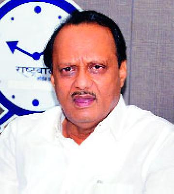 Do not develop by bringing industrialist-singing talent | उद्योगपती-सिनेतारे आणून विकास होत नाही