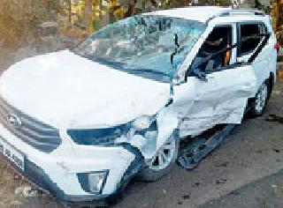 Pediatrician killed in accident | अपघातात बालरोग तज्ज्ञ ठार Pediatrician killed in accident | अपघातात बालरोग तज्ज्ञ ठार