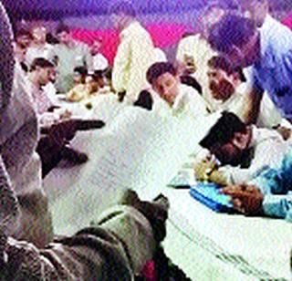 Sanitary cabinets are getting without visitors | ‘व्हिजिट’ न देताच मिळताहेत स्वच्छतागृहांची प्रमाणपत्रे